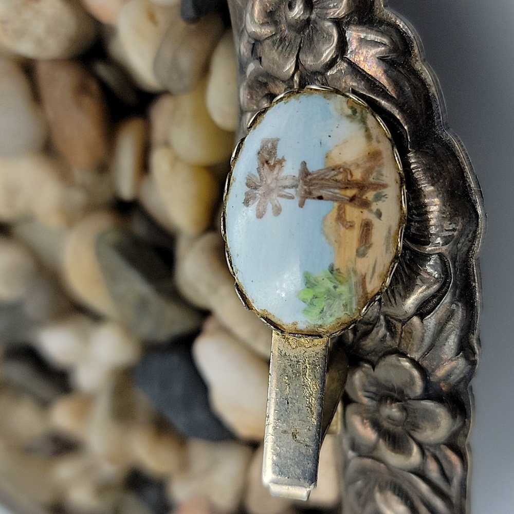 Mens vintage painted tie clip